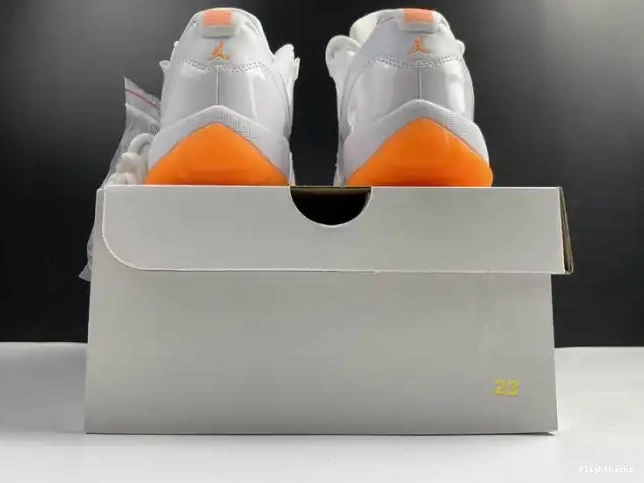 JORDAN AH7860-139 11 CITRUS LOW AIR RETRO BRIGHT 0524